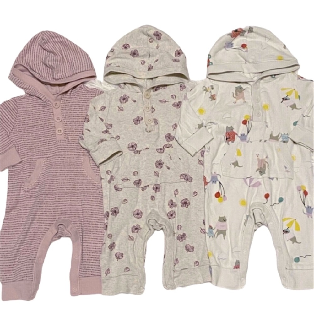 Old Navy 3 piece baby girl hooded romper bundle 0-3 months